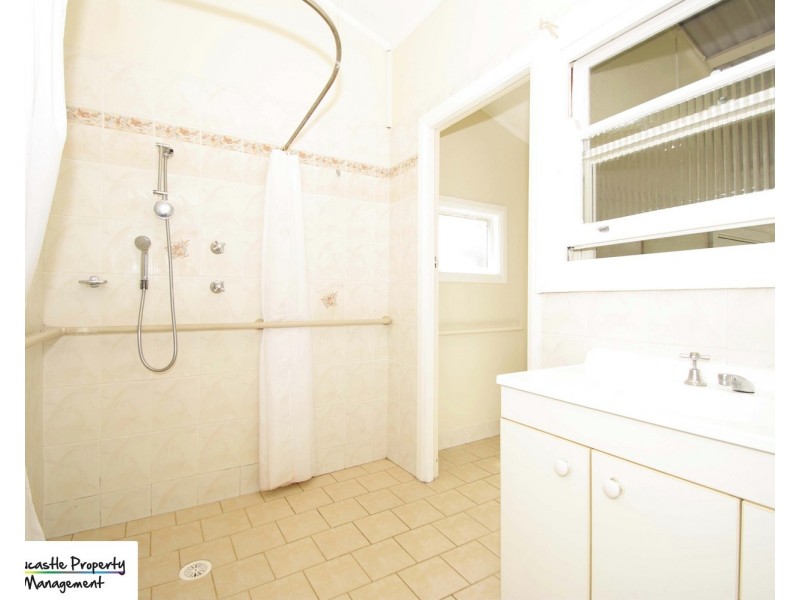 14 Lachlan Road, Cardiff NSW 2285