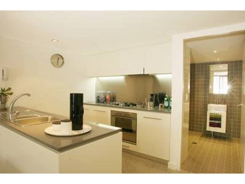 8 Lyons Road, Camperdown NSW 2050