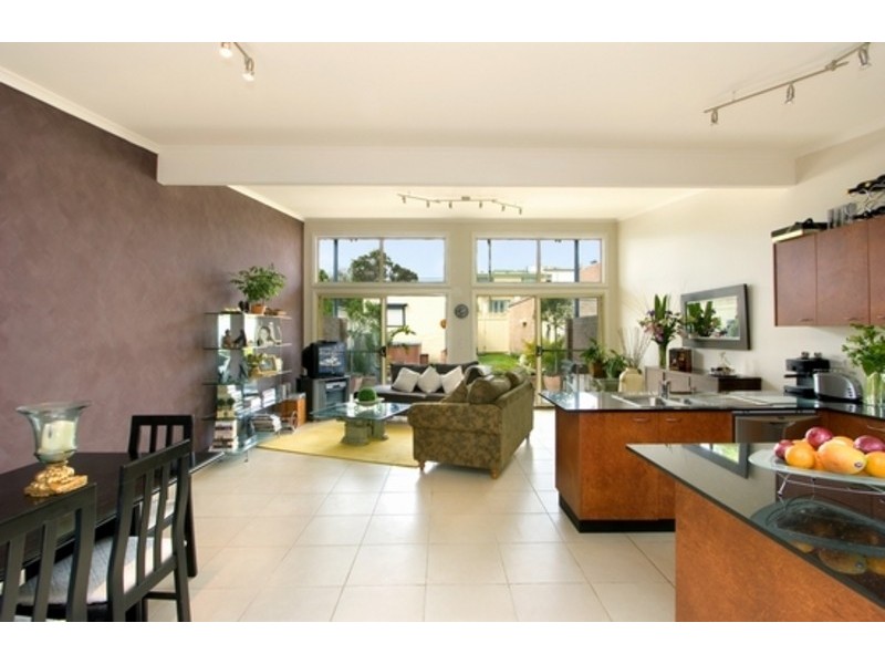 75 Park Road, Sydenham NSW 2044