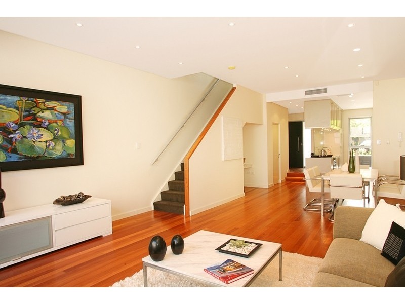 83 Lawrence Street, Alexandria NSW 2015