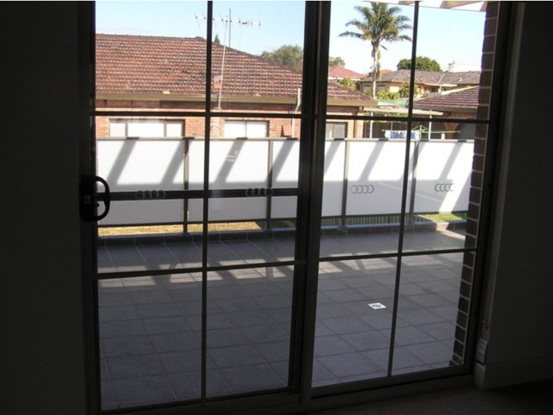 11 Chelmsford Avenue, Belmore NSW 2192