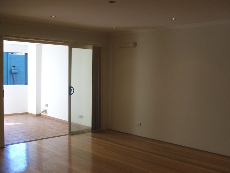 1/1-11 Broderick Street, Camperdown NSW 2050