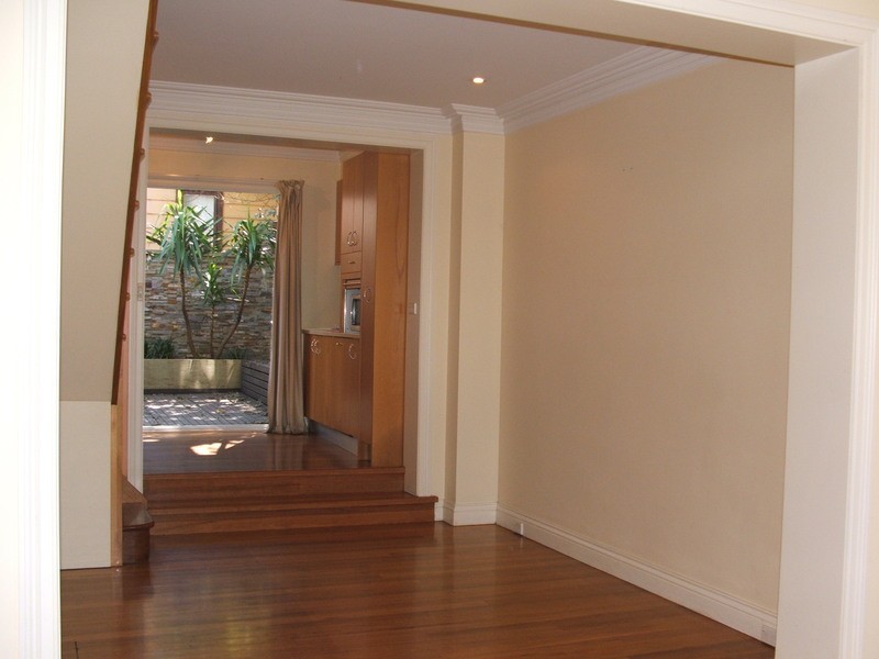 8 Lambert Street, Erskineville NSW 2043