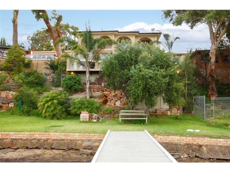 245 Connells Point Road, Connells Point NSW 2221