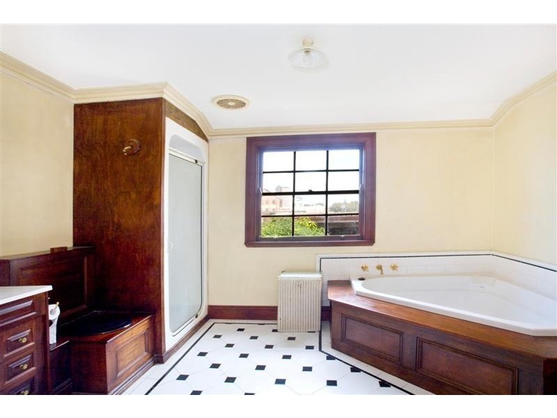 105 Chelmsford Street, Newtown NSW 2042