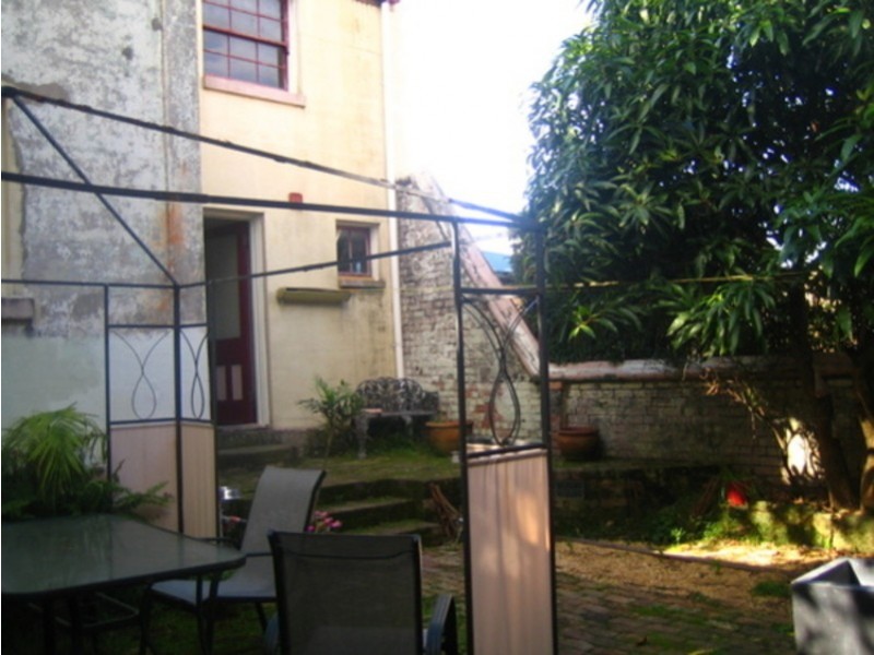 105 Chelmsford Street, Newtown NSW 2042