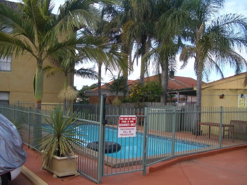 24/2-4 Wrights Avenue, Marrickville NSW 2204