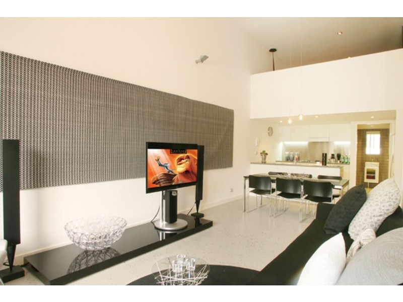 10 Lyons Road, Camperdown NSW 2050