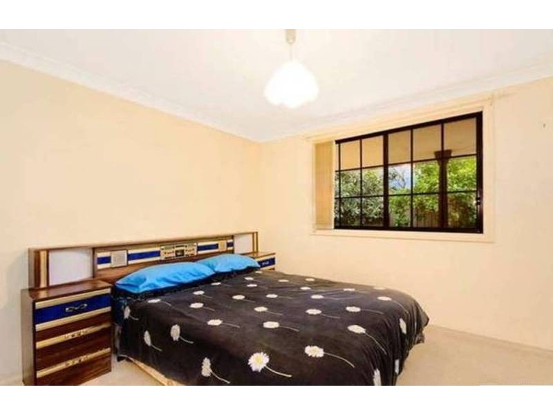 13 Ben Lomond Road, Bossley Park NSW 2176