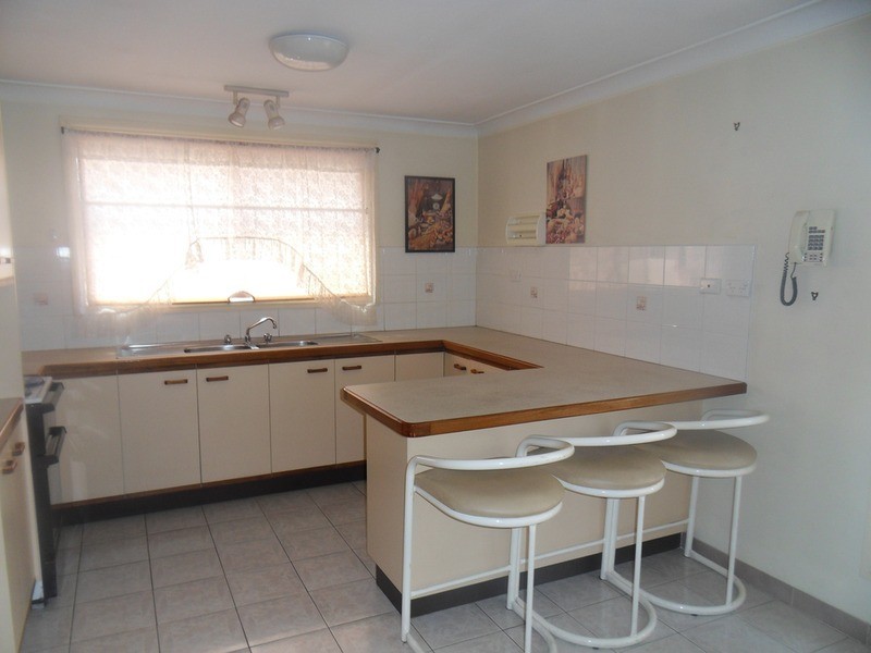 13 Ben Lomond Road, Bossley Park NSW 2176