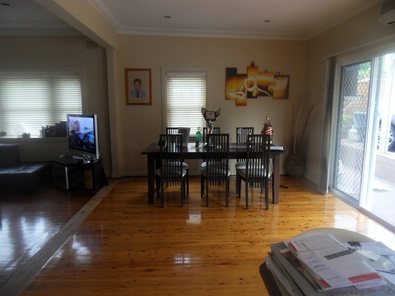 30 Burlington Avenue, Earlwood NSW 2206