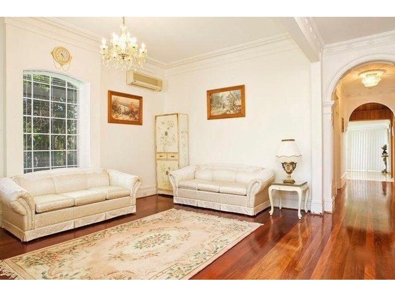 13 Johnson Street, Chatswood NSW 2067