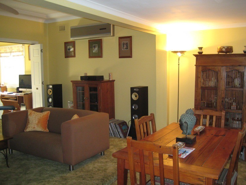 6 Glen Road, Oatley NSW 2223