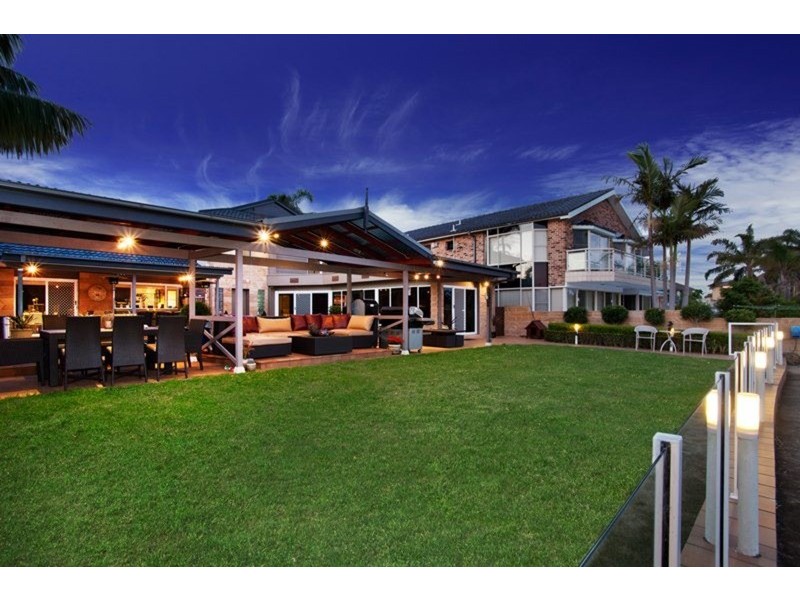 24 Barcoo Island, Sylvania Waters NSW 2224