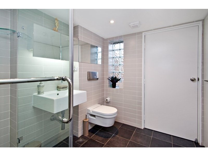 24 Barcoo Island, Sylvania Waters NSW 2224