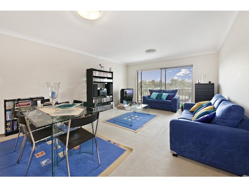 E205/21-27 Princes Highway, St Peters NSW 2044