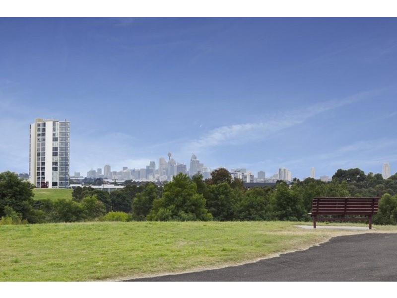 E205/21-27 Princes Highway, St Peters NSW 2044