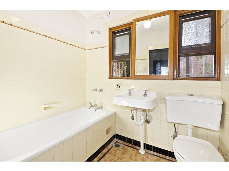 2/57 Ewart  Street, Dulwich Hill NSW 2203