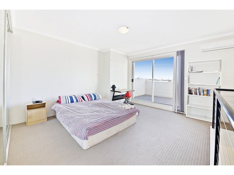 32/4 Gillespie Avenue, Alexandria NSW 2015