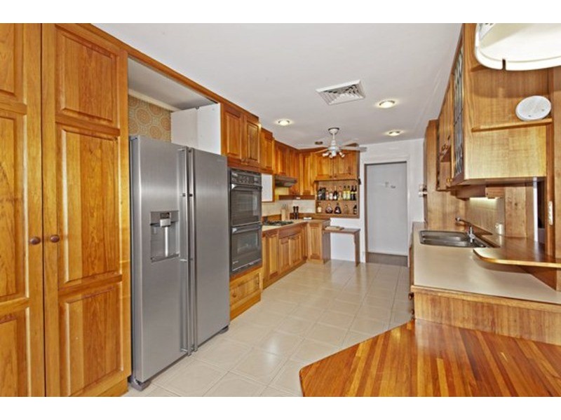 16 Belgrave Esplanade, Sylvania Waters NSW 2224