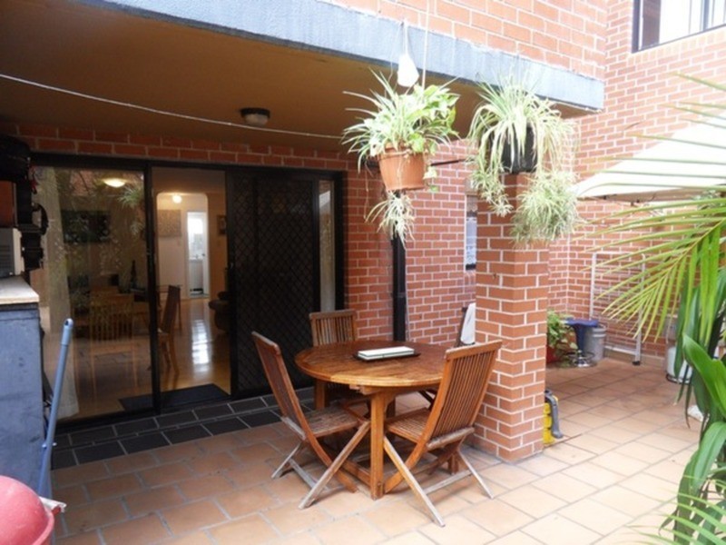 6/345-357 Illawarra Road, Marrickville NSW 2204