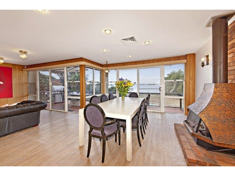 16 Belgrave Esplanade, Sylvania Waters NSW 2224