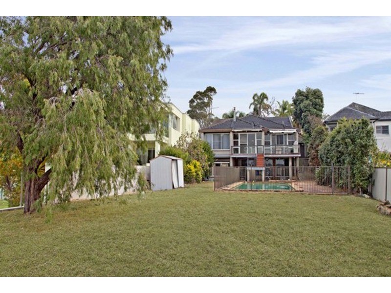 16 Belgrave Esplanade, Sylvania Waters NSW 2224