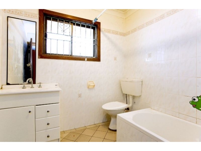 8 O’Hara  Street, Marrickville NSW 2204