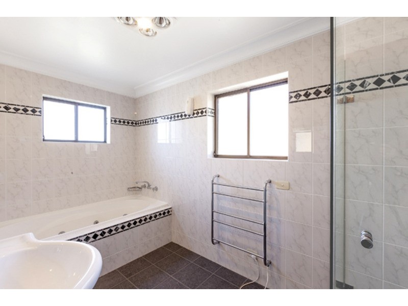 16 Excelsior Parade, Marrickville NSW 2204