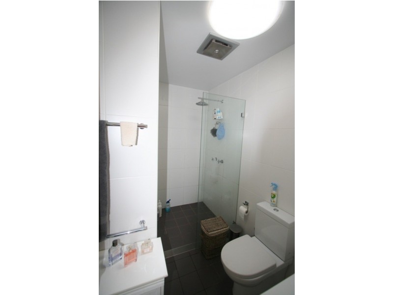 80 Grove Street, St Peters NSW 2044