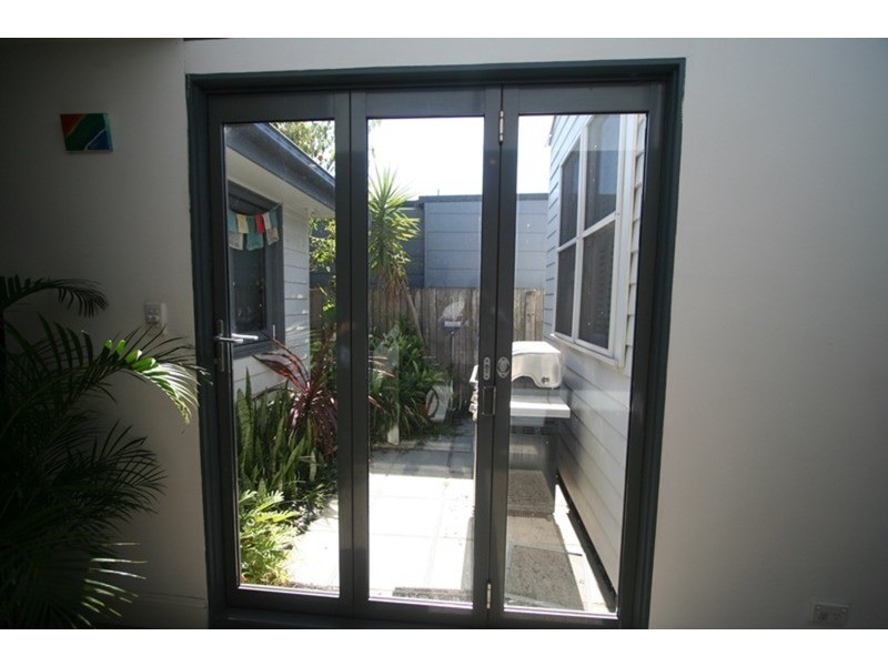 80 Grove Street, St Peters NSW 2044