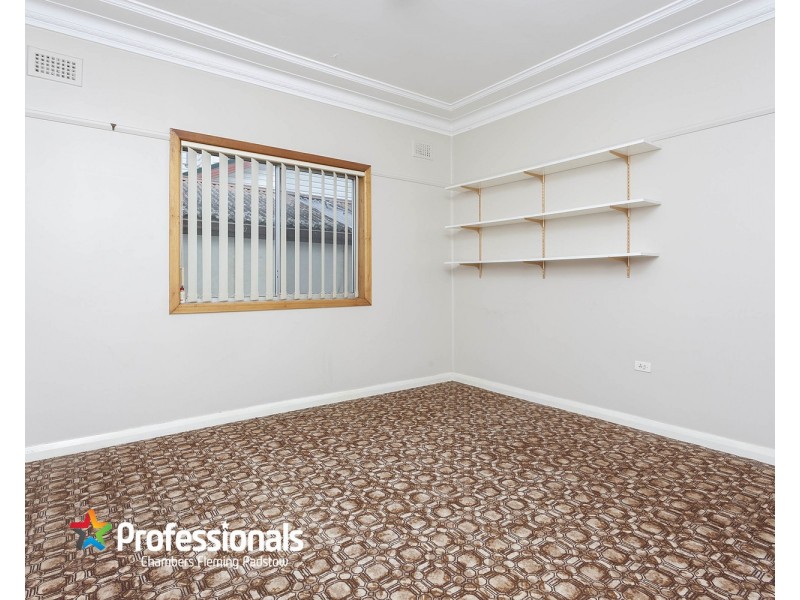 13 Laundess Avenue, Panania NSW 2213