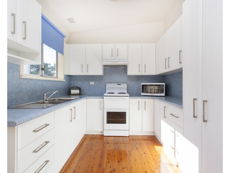 28 Glencorse Avenue, Milperra NSW 2214