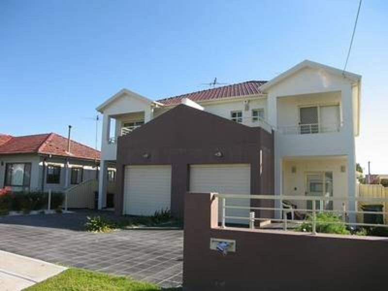 33 Alamein Road, Revesby Heights NSW 2212