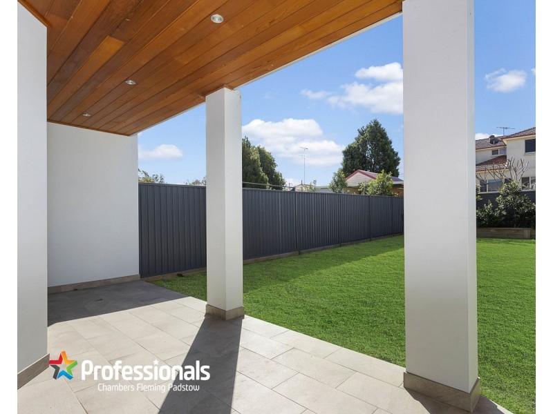 5A Ellesmere Street, Panania NSW 2213