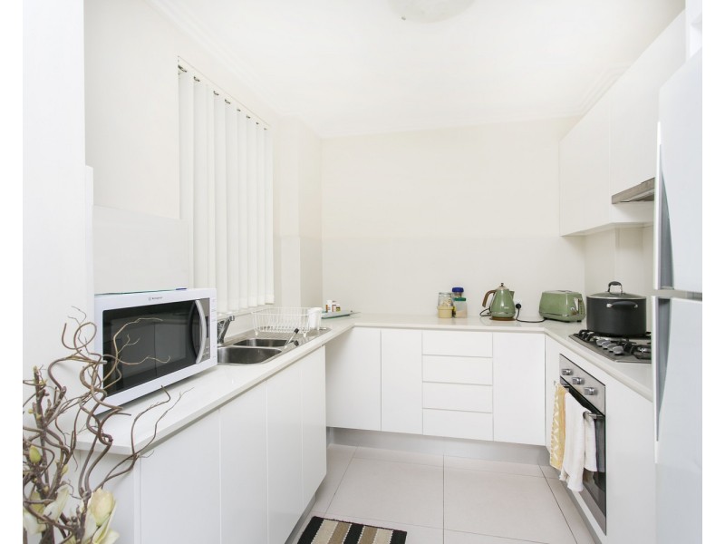 11/96-98 Nuwarra Road, Moorebank NSW 2170