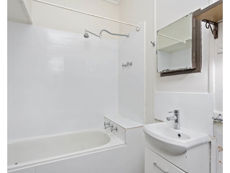 42 Hendy Avenue, Panania NSW 2213