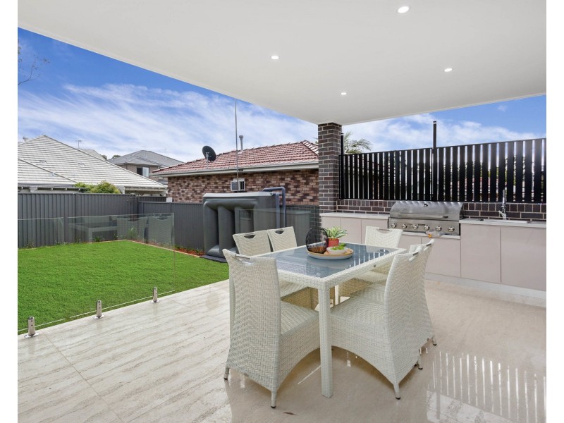 6 Lindsay Street, Panania NSW 2213