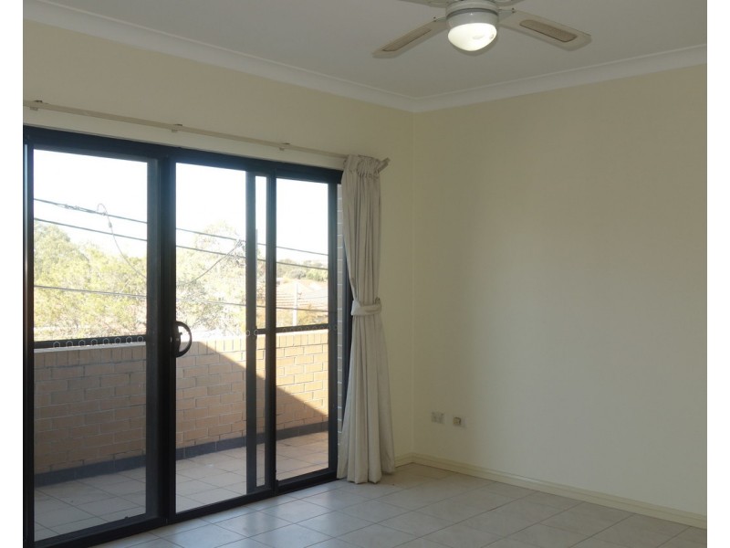 2A Snowsill Avenue, Padstow NSW 2211