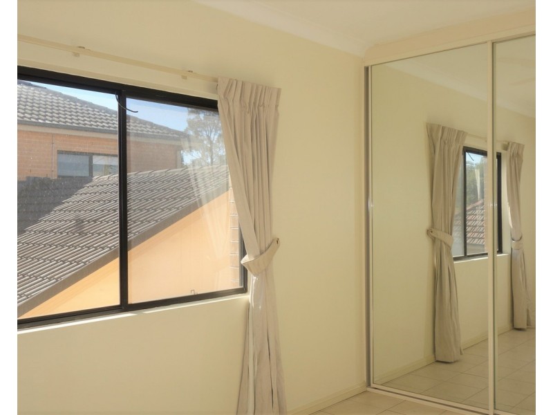 2A Snowsill Avenue, Padstow NSW 2211