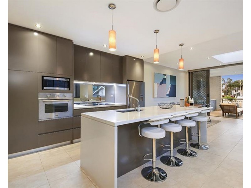 22 Robb Street, Revesby NSW 2212