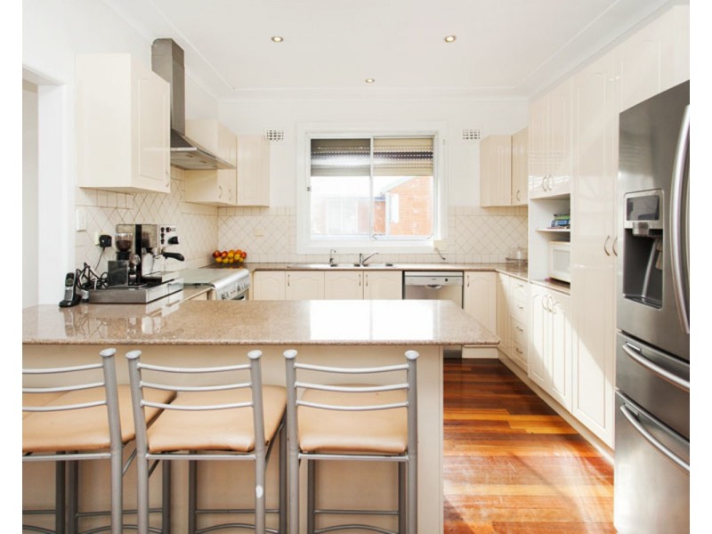 128 Arab Road, Padstow NSW 2211