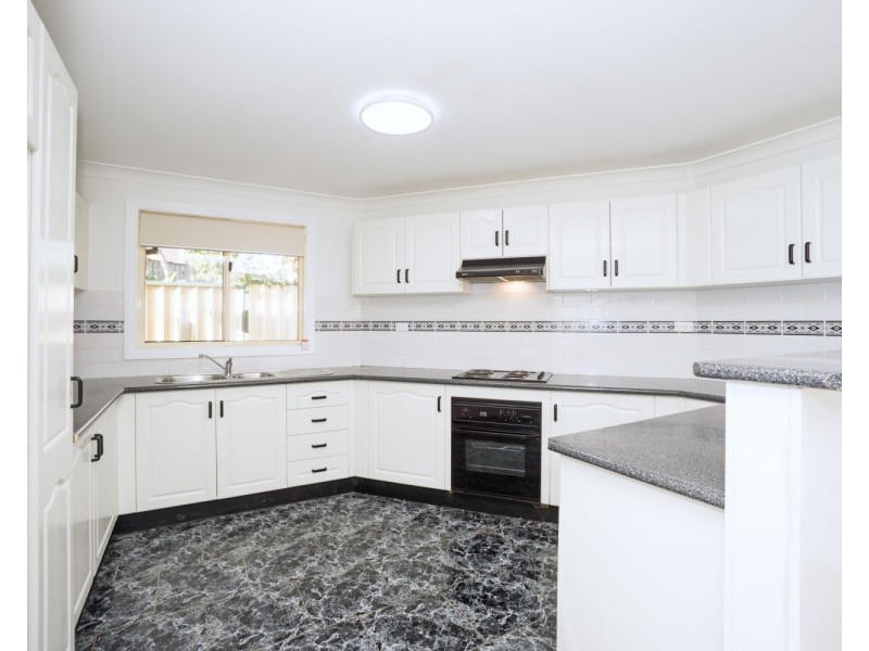 2/13 Kinross Place, Revesby NSW 2212