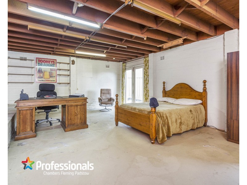 20 Hall Crescent, Padstow NSW 2211