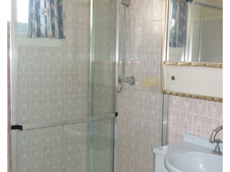 70 Thomas Street, Picnic Point NSW 2213