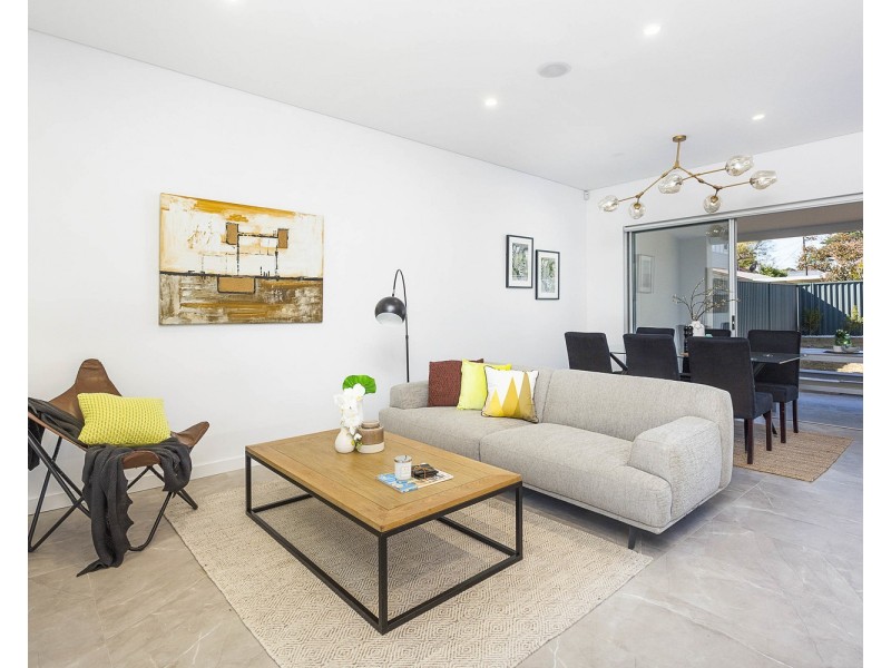 5 Hazelglen Avenue, Panania NSW 2213