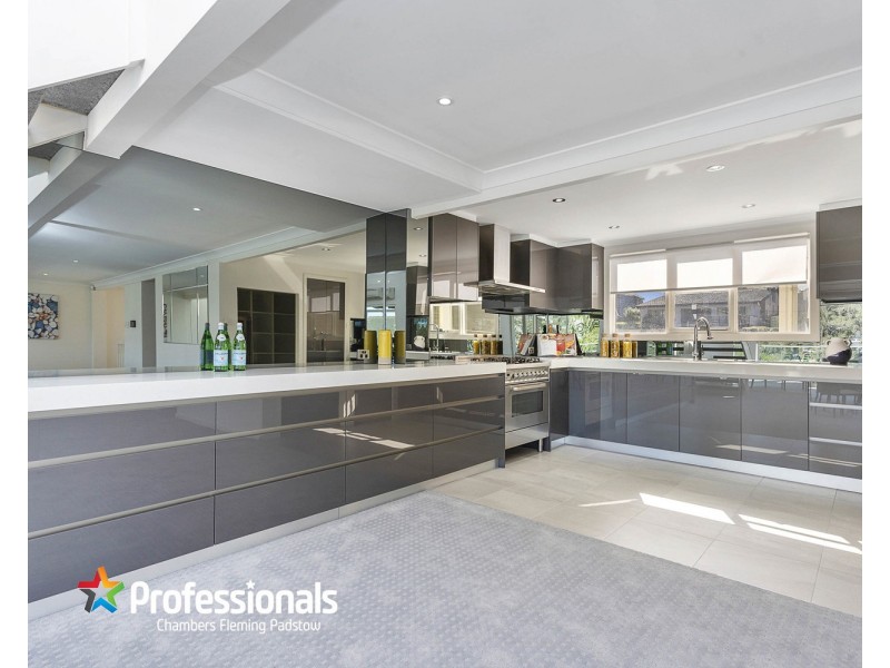 590 Henry Lawson Drive, East Hills NSW 2213