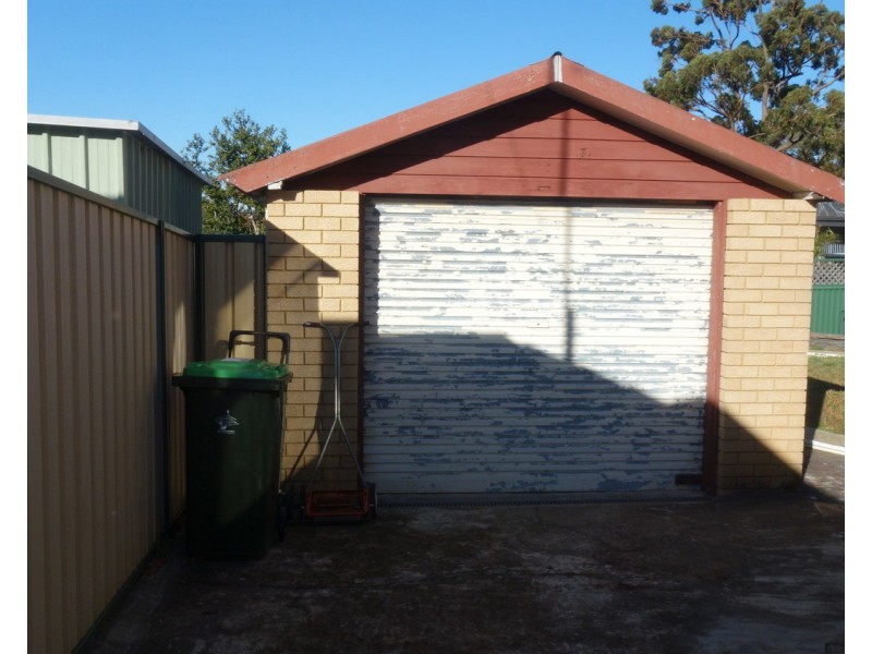 70 Thomas Street, Picnic Point NSW 2213