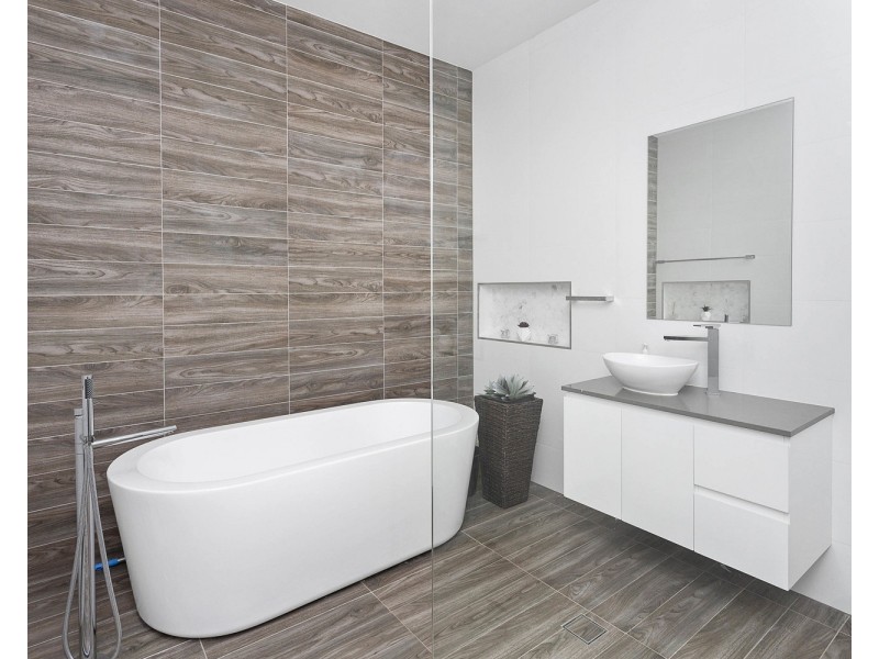 136 Picnic Point Road, Picnic Point NSW 2213