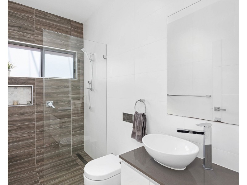 136 Picnic Point Road, Picnic Point NSW 2213